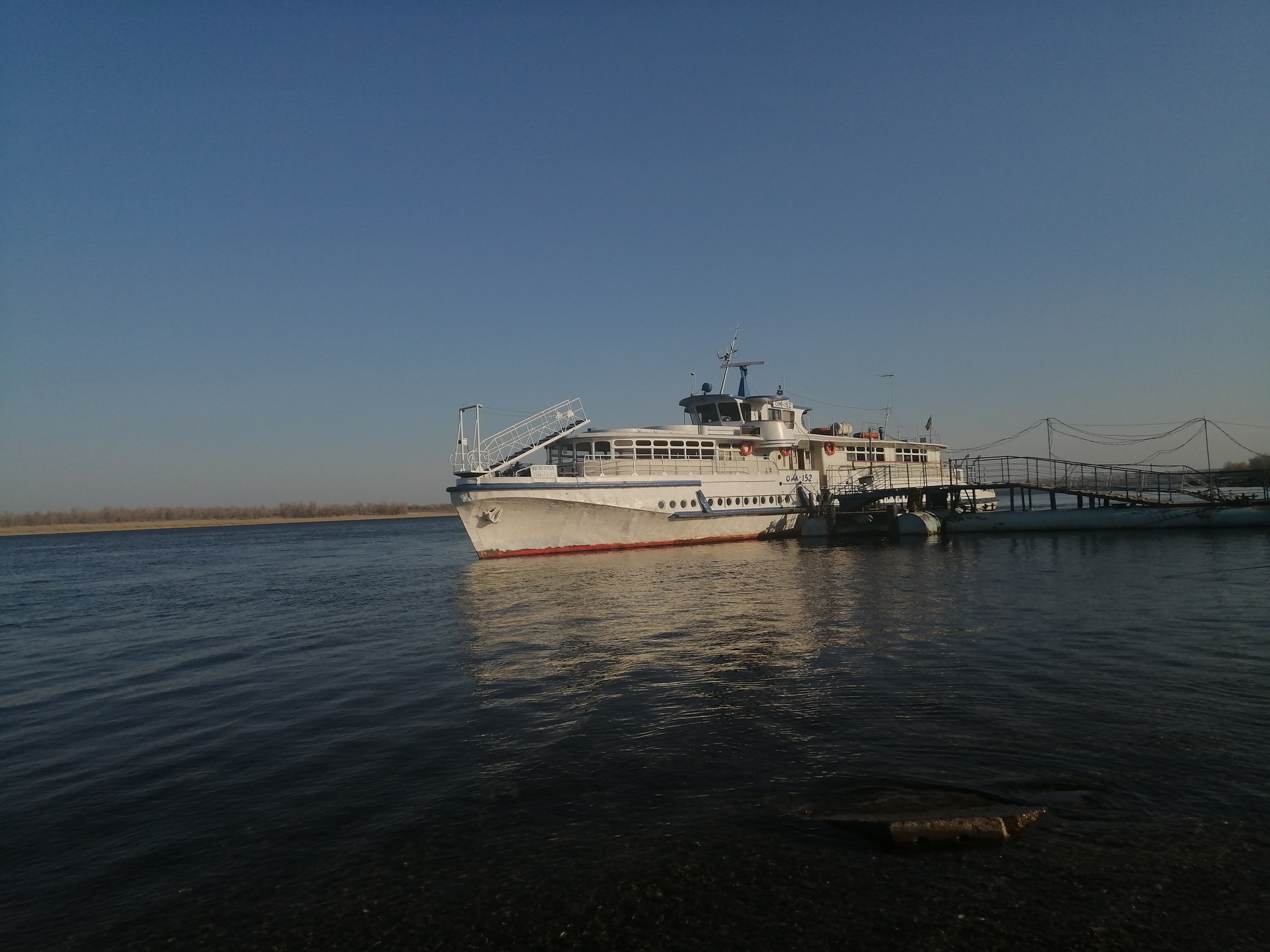 Russian ship - My, Mobile photography, Motor ship, Volga river, Spring