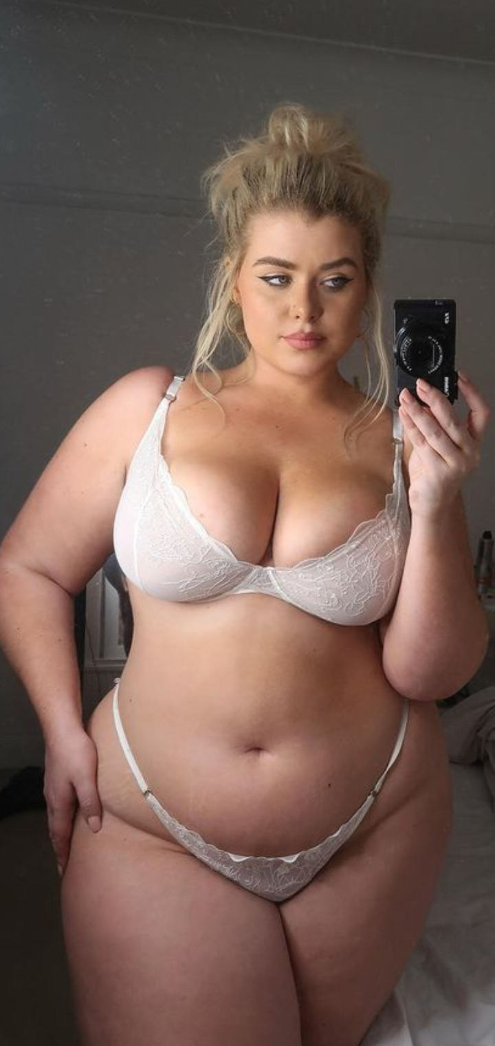 Izzy Nicholls - NSFW, Fullness, Extra thicc, Thick Thighs, beauty, Longpost, 