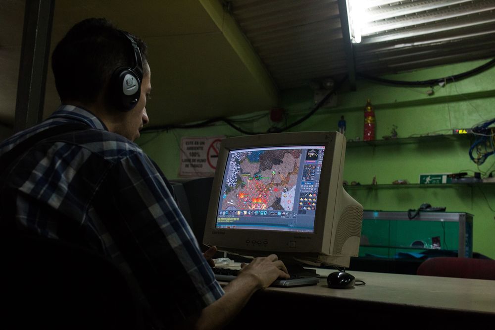 Gaming under sanctions: how and what is played in Iran, Venezuela and North Korea - My, Video game, Computer games, Gamers, Games, Sanctions, Xbox, Playstation, Steam, Iran, Venezuela, North Korea, Video, Youtube, Longpost