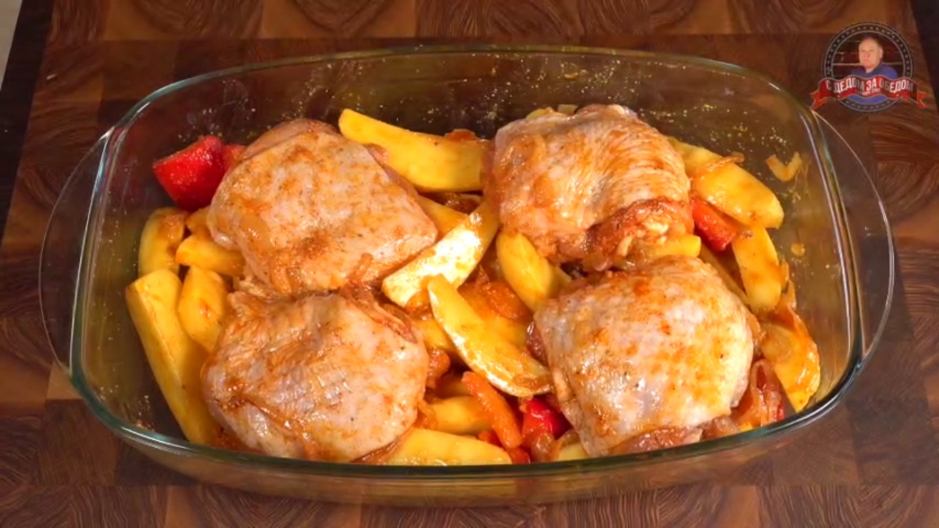 Chicken baked in the oven with vegetables - My, Recipe, Chicken recipes, Food, Preparation, Video recipe, Dinner, Longpost, With grandfather at lunch, Video, Youtube