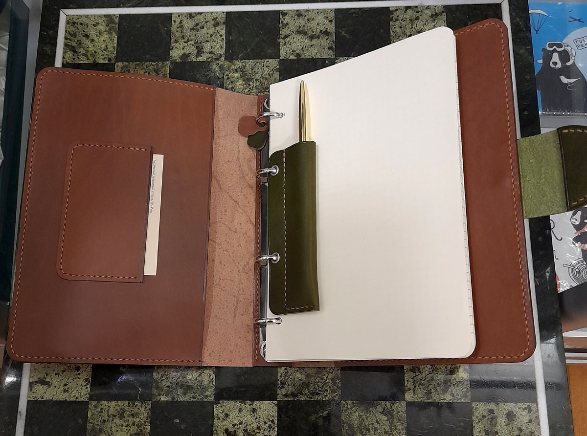 Notepad with bear - My, Natural leather, Notebook, Leather products, Accessories, Hobby, With your own hands, Permian, Perm animal style, The Bears, Longpost, Needlework without process