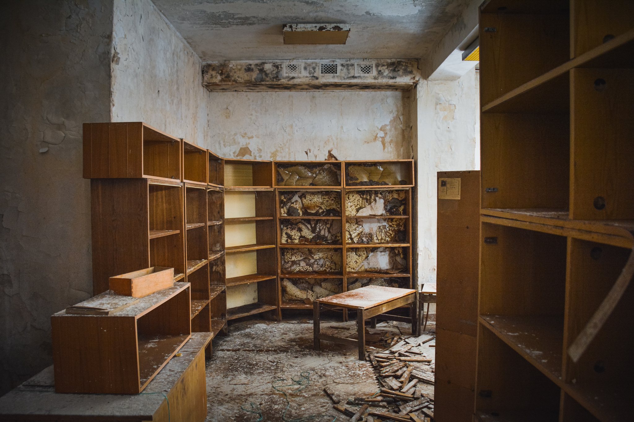 Abandoned in the forests of the Moscow region sanatorium - My, Abandoned, House, Architecture, All ashes, Urbanphoto, Moscow region, Longpost, Sanatorium