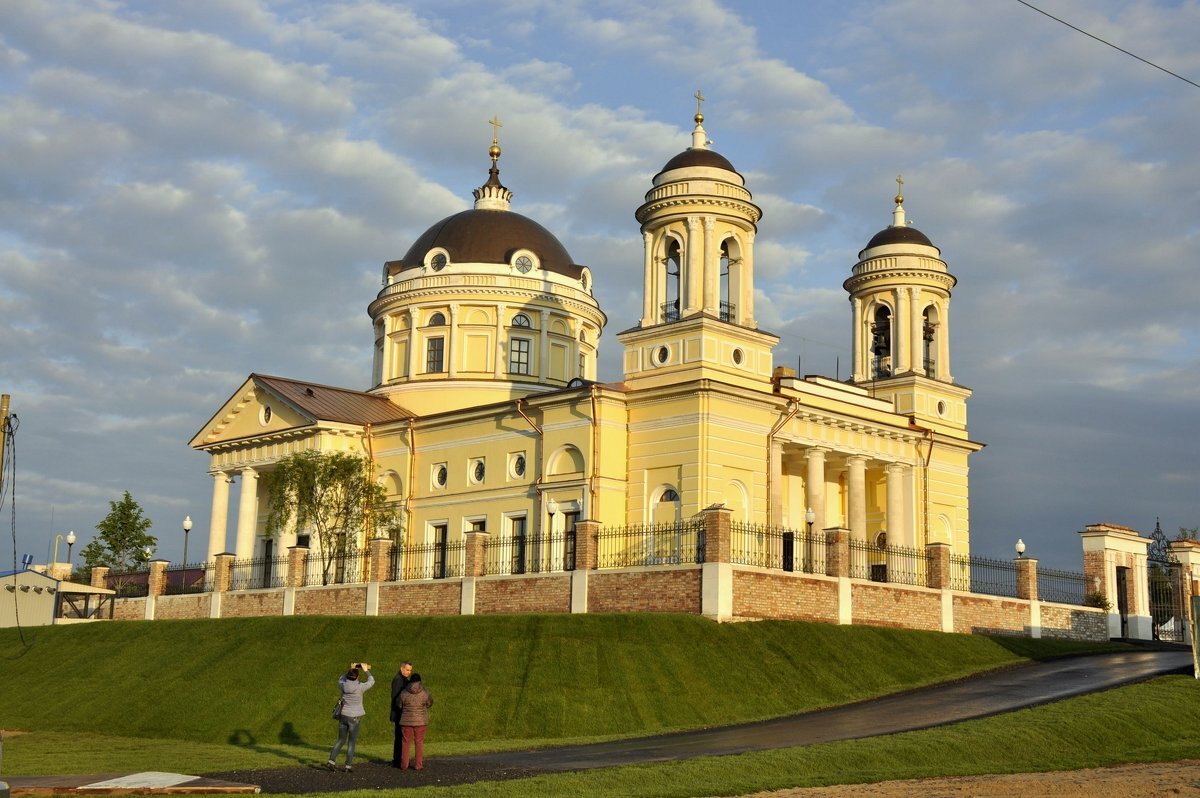 The charm of Russian Orthodox churches in the classical style - The cathedral, Architecture, sights, Temple, Monument, Town, Longpost, Church