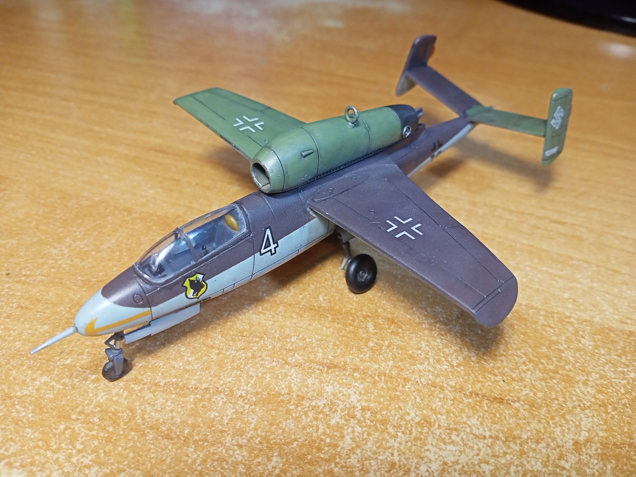 Heinkel He.162A-2 Salamander (1/72 Моделист (Hobby Boss)). Заметки по сборке - Моё, Стендовый моделизм, Моделизм, Масштабная модель, Хобби, Миниатюра, Покраска миниатюр, Своими руками, Рукоделие с процессом, Рукоделие, Авиация, Вторая мировая война, Самолет, Германия, Люфтваффе, Сборная модель, Сборка, Аэрография, Обзор, Истребитель, Реактивный самолет, Длиннопост, 