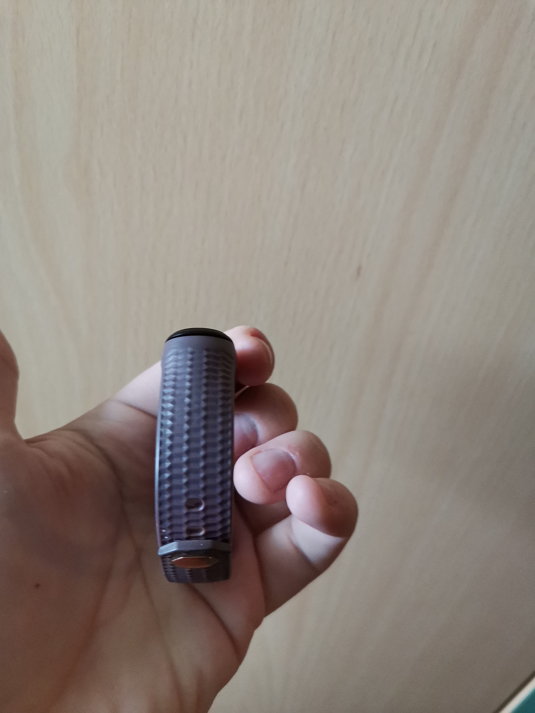 Found watch Xiaomi mi band 4. I will give it away for free ONLY to the owner. The city of Moscow, found in the Golovinsky district - My, Found, Wrist Watch, Xiaomi, Mi Band 4, Back, Find, Longpost, Found things, Moscow, 