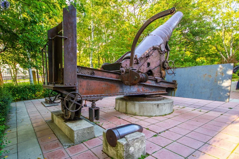 Japanese tank and guns from Port Arthur on Sakhalin. The site of the regional museum of local lore - Port Arthur, Sakhalin, Museum of technology, Yandex Zen, Longpost, 