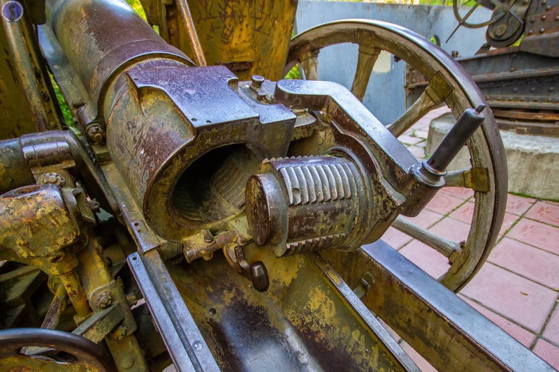 Japanese tank and guns from Port Arthur on Sakhalin. The site of the regional museum of local lore - Port Arthur, Sakhalin, Museum of technology, Yandex Zen, Longpost, 