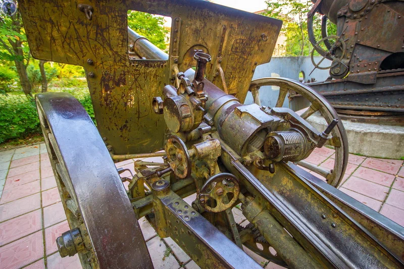 Japanese tank and guns from Port Arthur on Sakhalin. The site of the regional museum of local lore - Port Arthur, Sakhalin, Museum of technology, Yandex Zen, Longpost, 