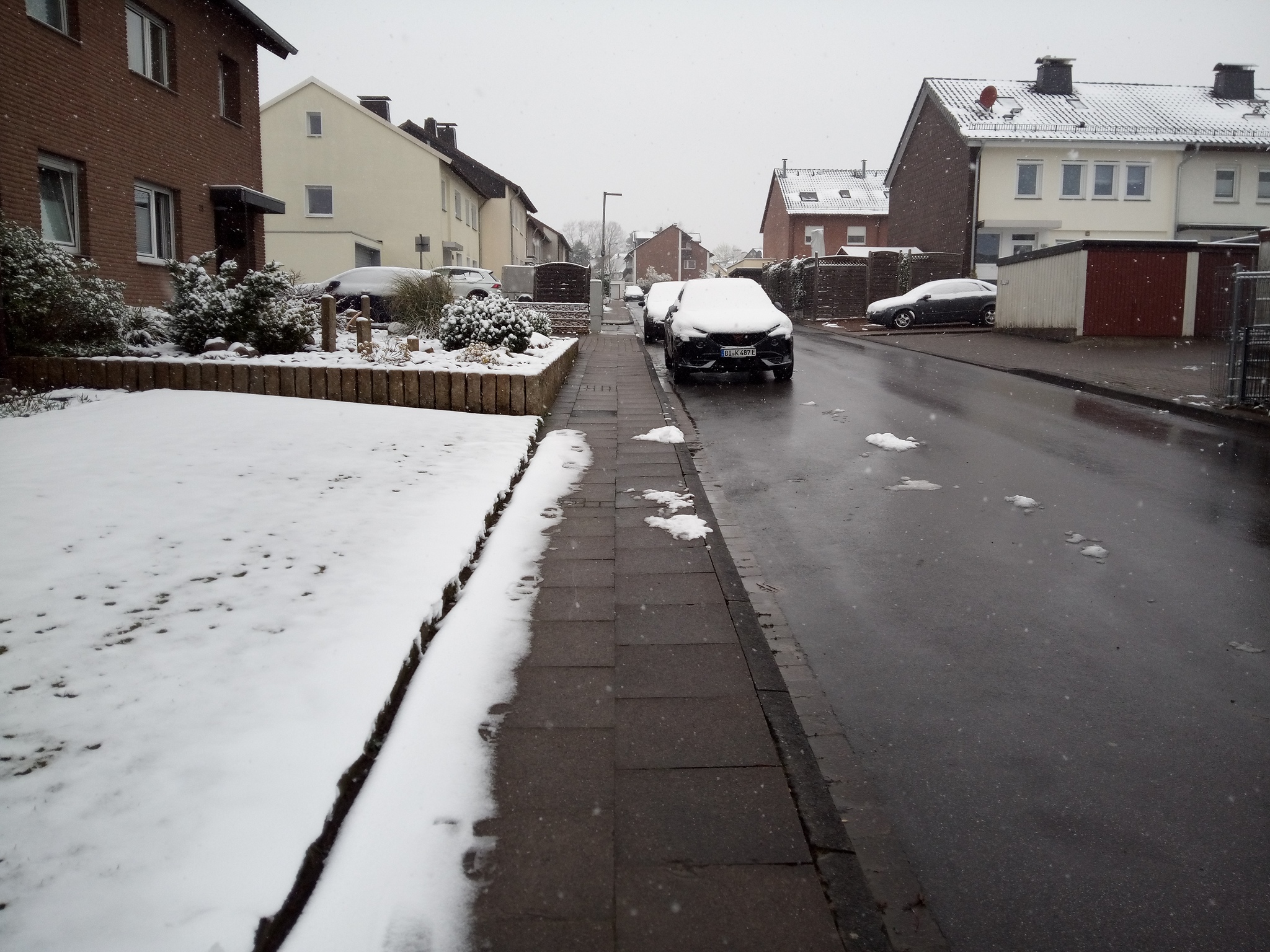 There is no bad weather - My, Weather, April 1, Bielefeld, Germany, Snow, Interesting, Longpost, 