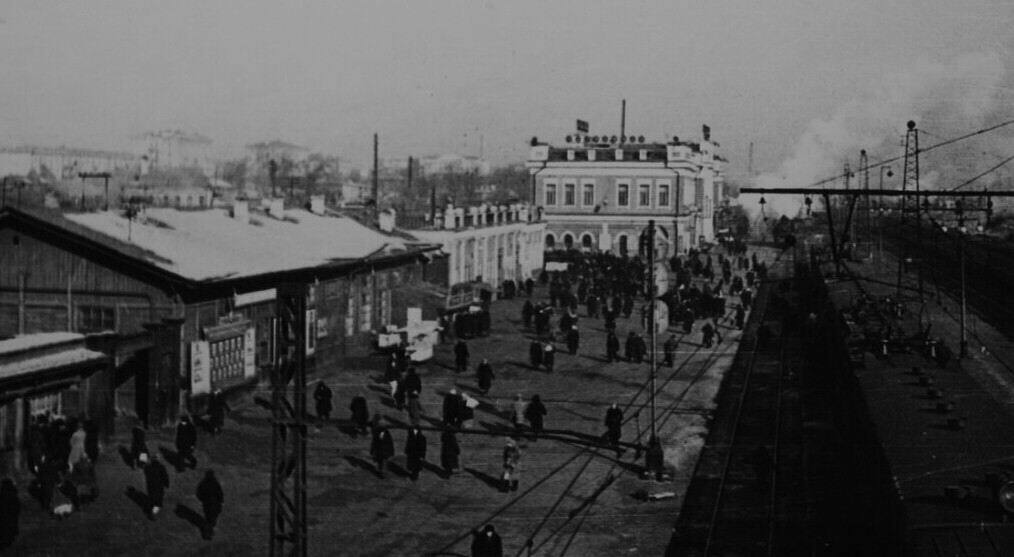 Немного Челябинска в старых фотографиях - Моё, Челябинск, Железная Дорога, Вокзал, Фотография, РЖД, Длиннопост, Юужд, 