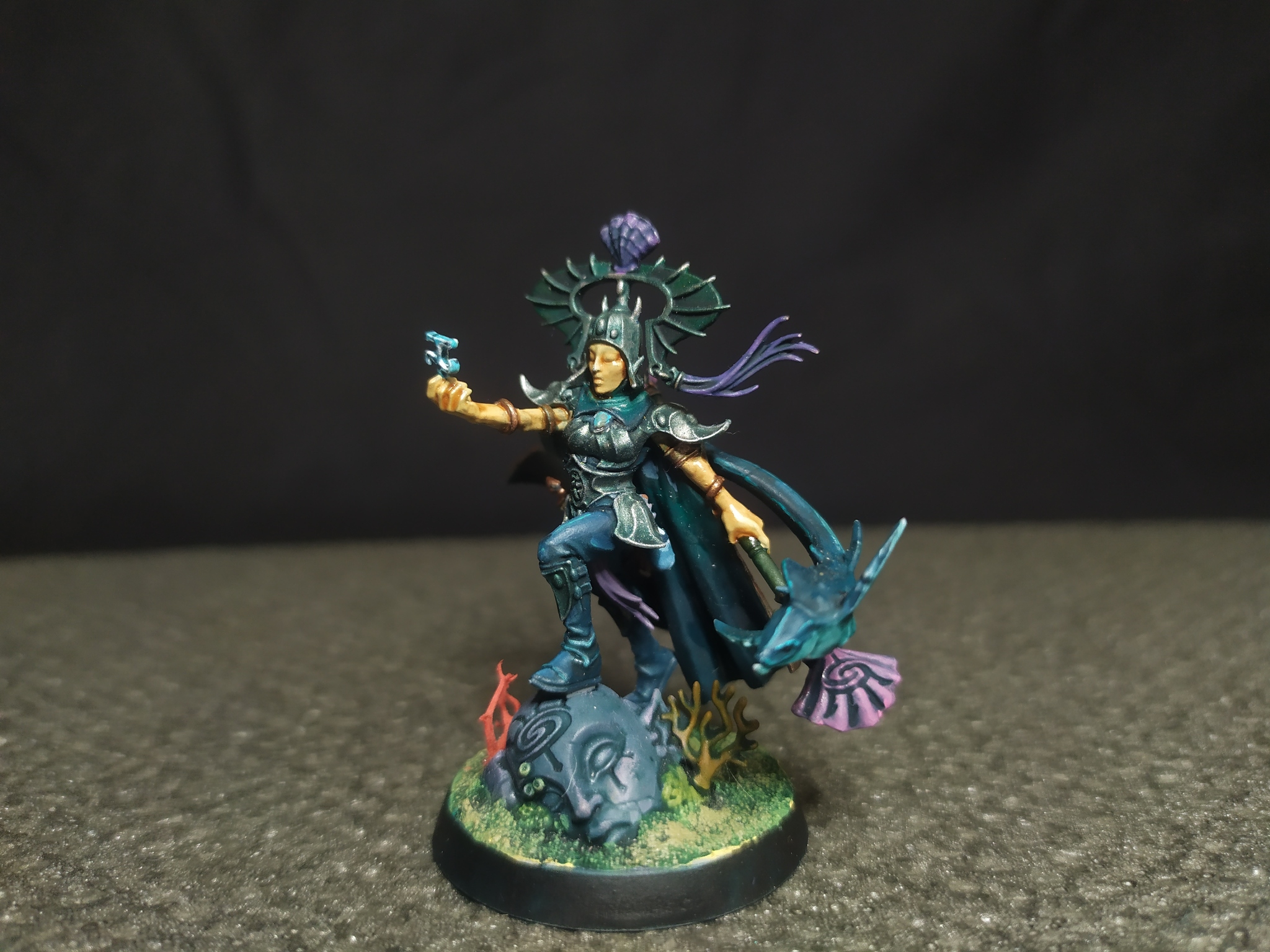 Yes, the king is an important figure in Briomdar, but without me he is nothing - My, Warhammer: age of sigmar, Idoneth Deepkin, Longpost, Miniature, 