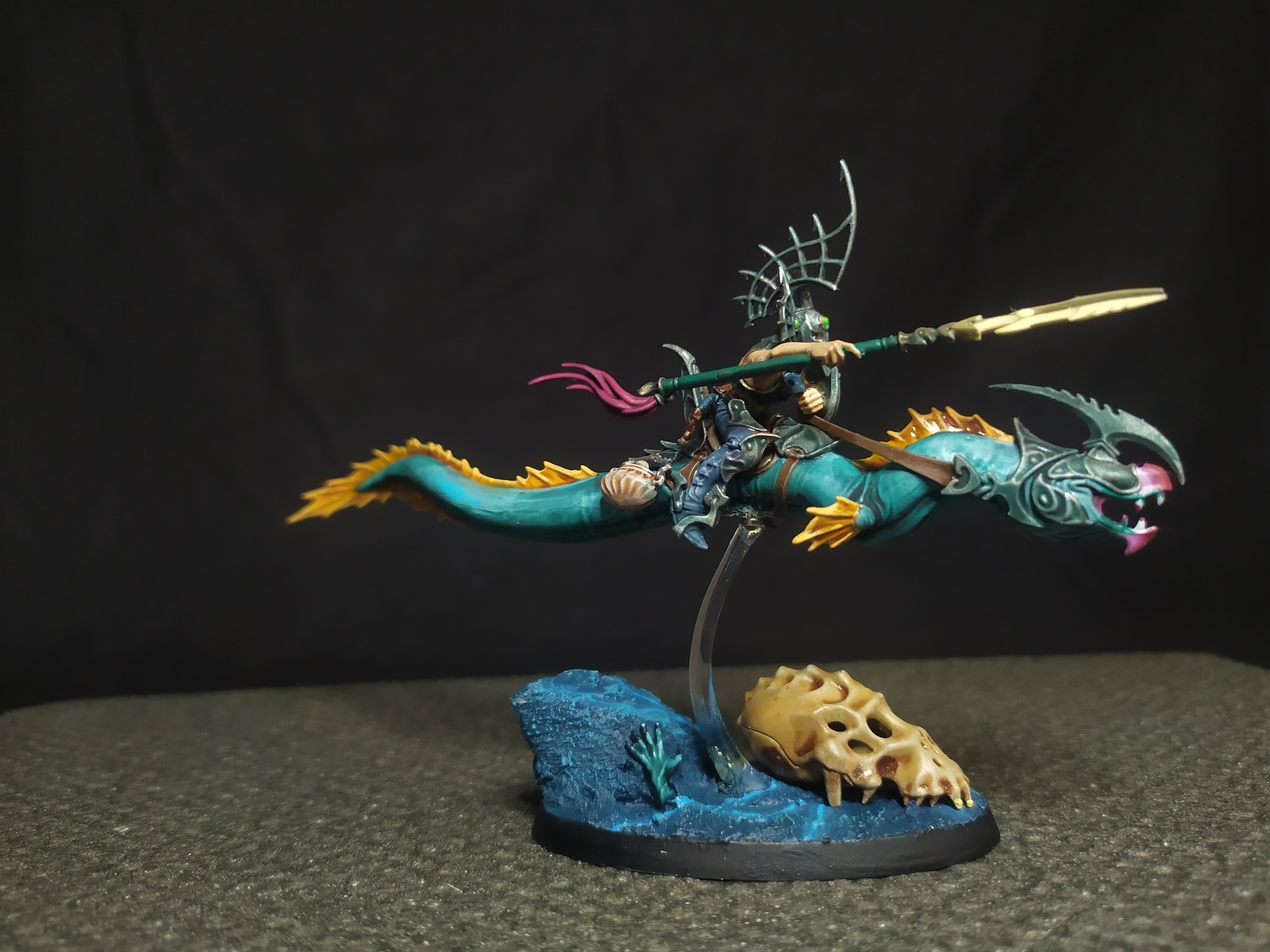 Yes, the king is an important figure in Briomdar, but without me he is nothing - My, Warhammer: age of sigmar, Idoneth Deepkin, Longpost, Miniature, 