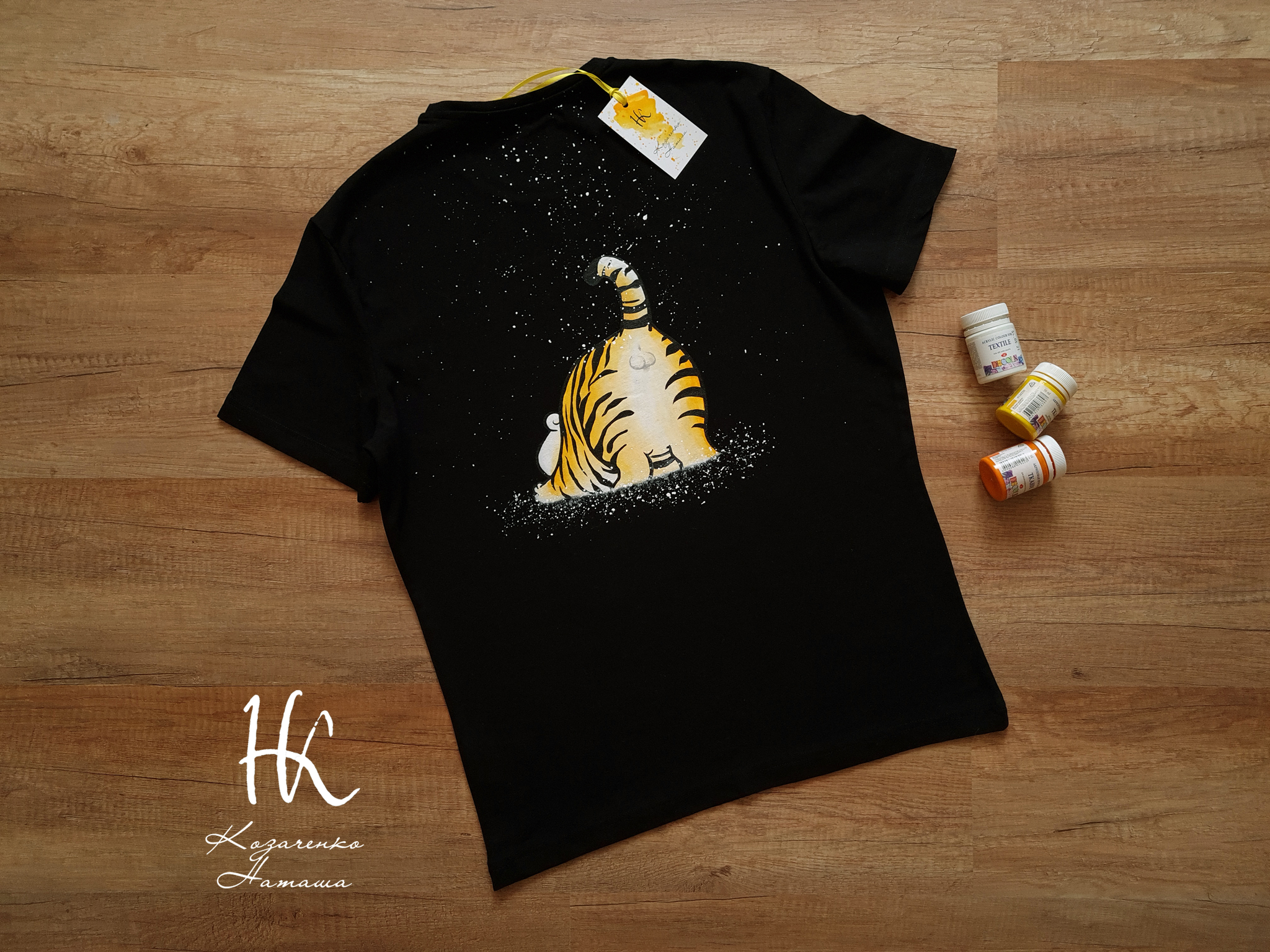 Hand painted _ Tiger - My, Creation, Drawing, Art, Handmade, Tiger, Painting on fabric, T-shirt, Needlework without process, 