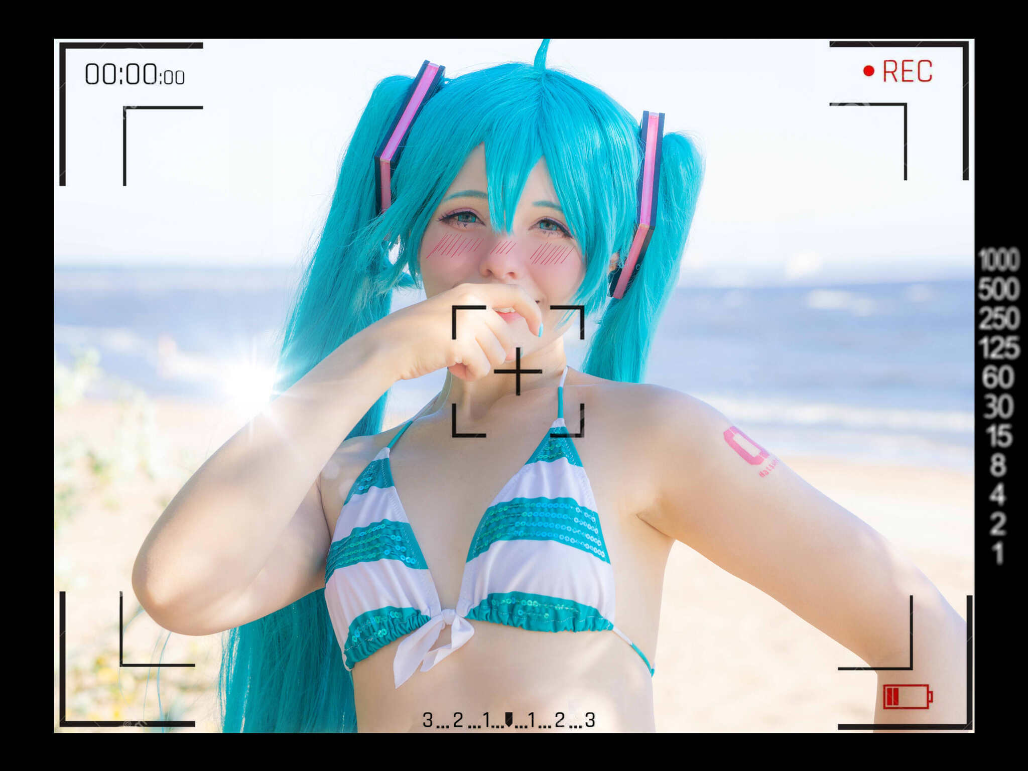 Saya Scarlet - Hatsune Miku - NSFW, Girls, Erotic, Swimsuit, Beach, Cosplay, Hatsune Miku, GIF, Longpost, 