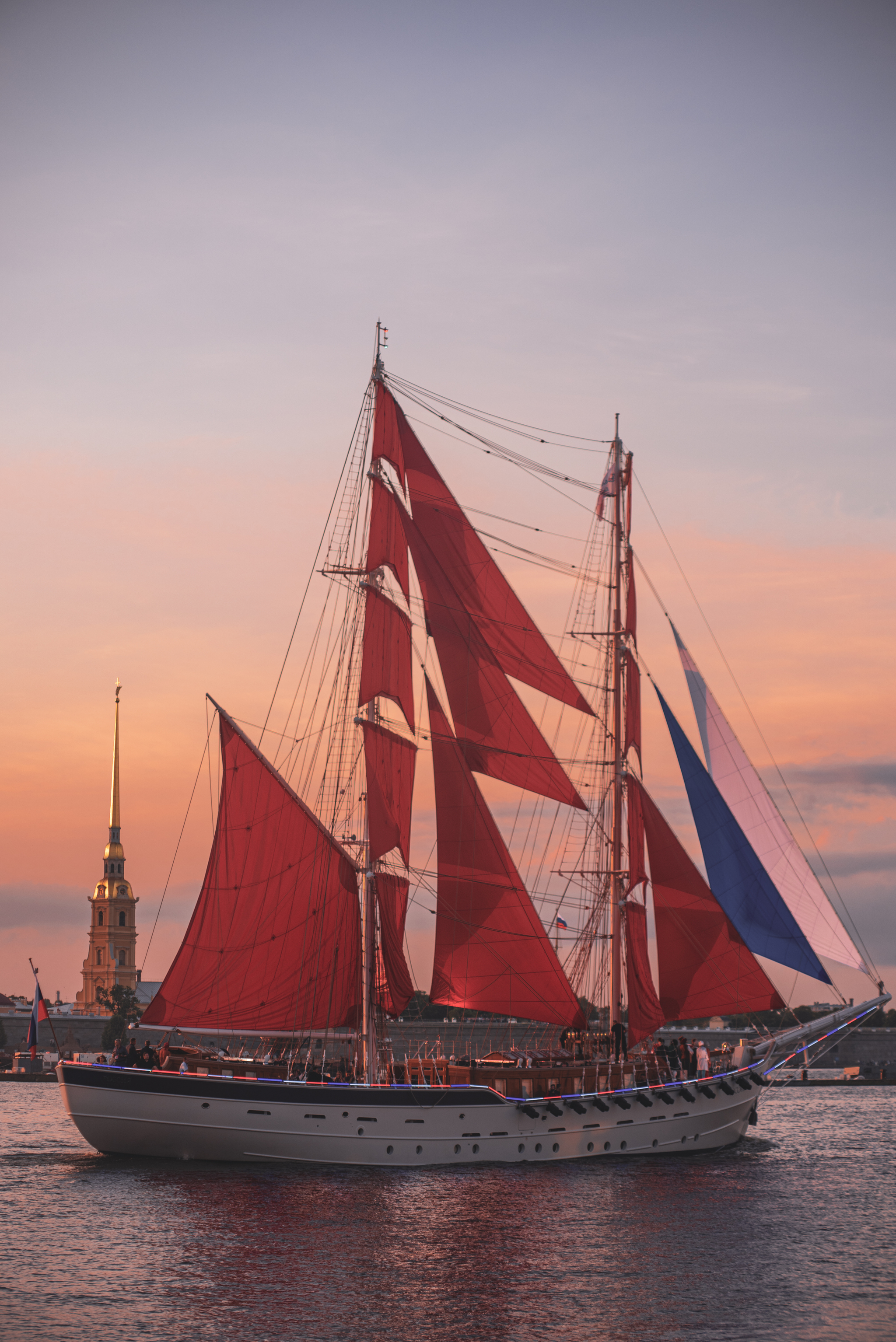 Scarlet Sails, 2021 - My, The photo, Landscape, Photographer, Nikon, Saint Petersburg, Scarlet Sails, Neva, Longpost