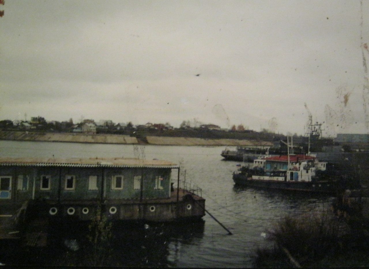 River transport, photo (part 7) - My, The photo, River, Transport, The pier, Black and white photo, Retro, Kama River, Naberezhnye Chelny, the USSR, Longpost