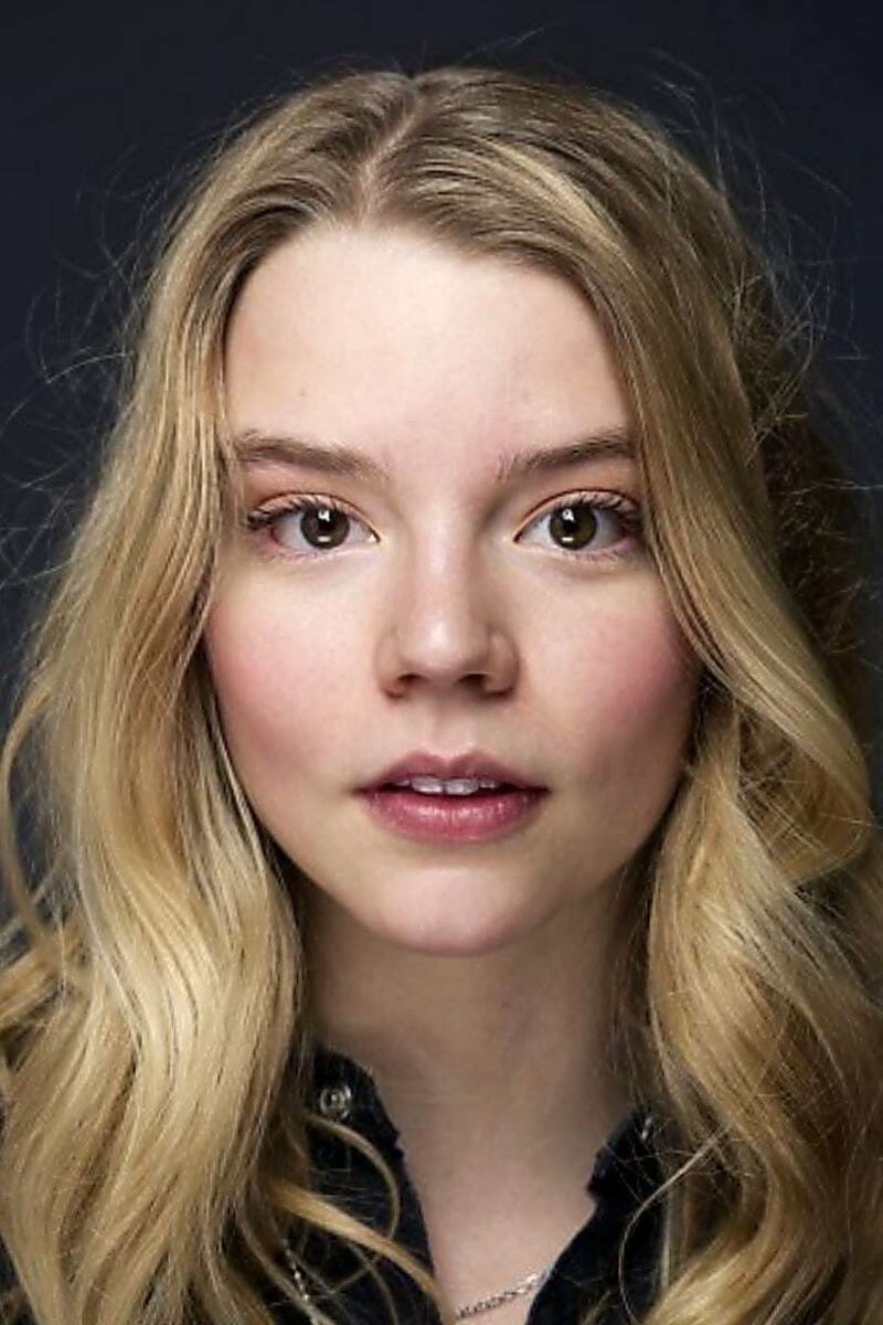 Response to the post If Anya Taylor-Joy and Alexander Skarsgard have children, they will have an average distance between the eyes - Humor, The photo, Stars, Anya Taylor-Joy, Alexander Skarsgard, Eyes, Actors and actresses, Celebrities, Photoshop, Reply to post, Longpost