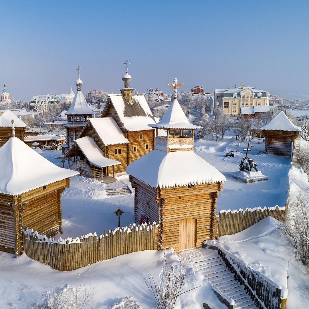 Salekhard is the only city in the world located on the Arctic Circle. Sub-zero temperatures can stand here until mid-May - Salekhard, Town, The photo, Longpost