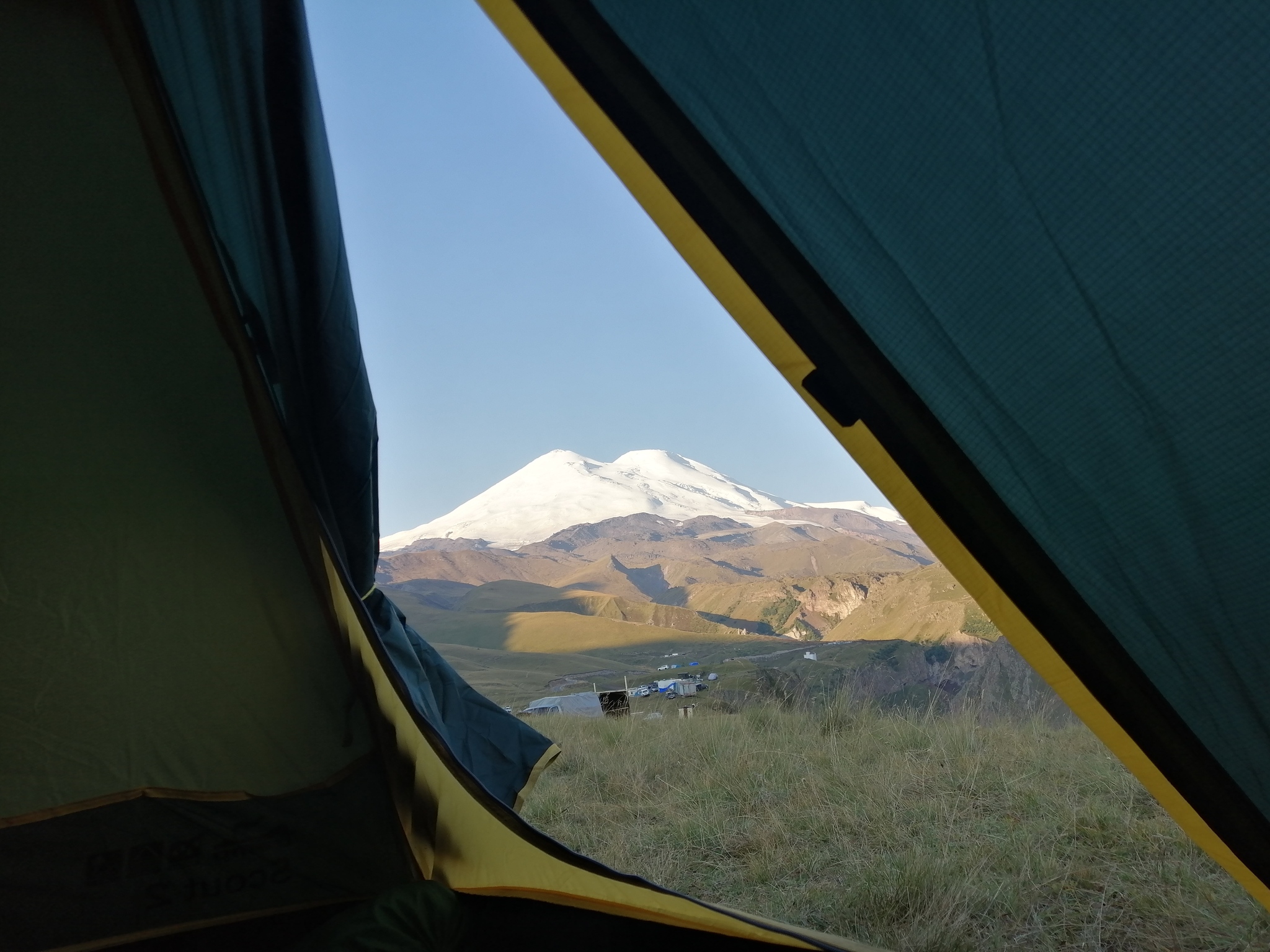 Maratashi's Response in Reply to the 'Truly Good Morning' Post - My, Tent, Landscape, The mountains, Tourism, Mountain tourism, Hike, Morning, Good morning, Elbrus, Jily-Su, Kabardino-Balkaria, Reply to post, The photo