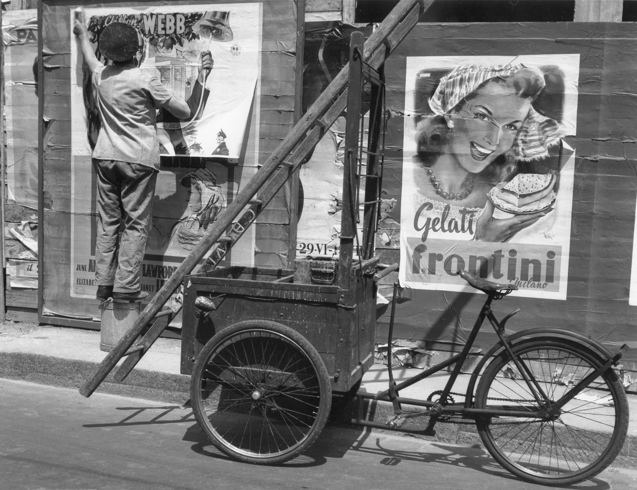 Mario De Biasi - streets, reports and kisses - The photo, Film, Black and white photo, Street photography, Italy, Longpost