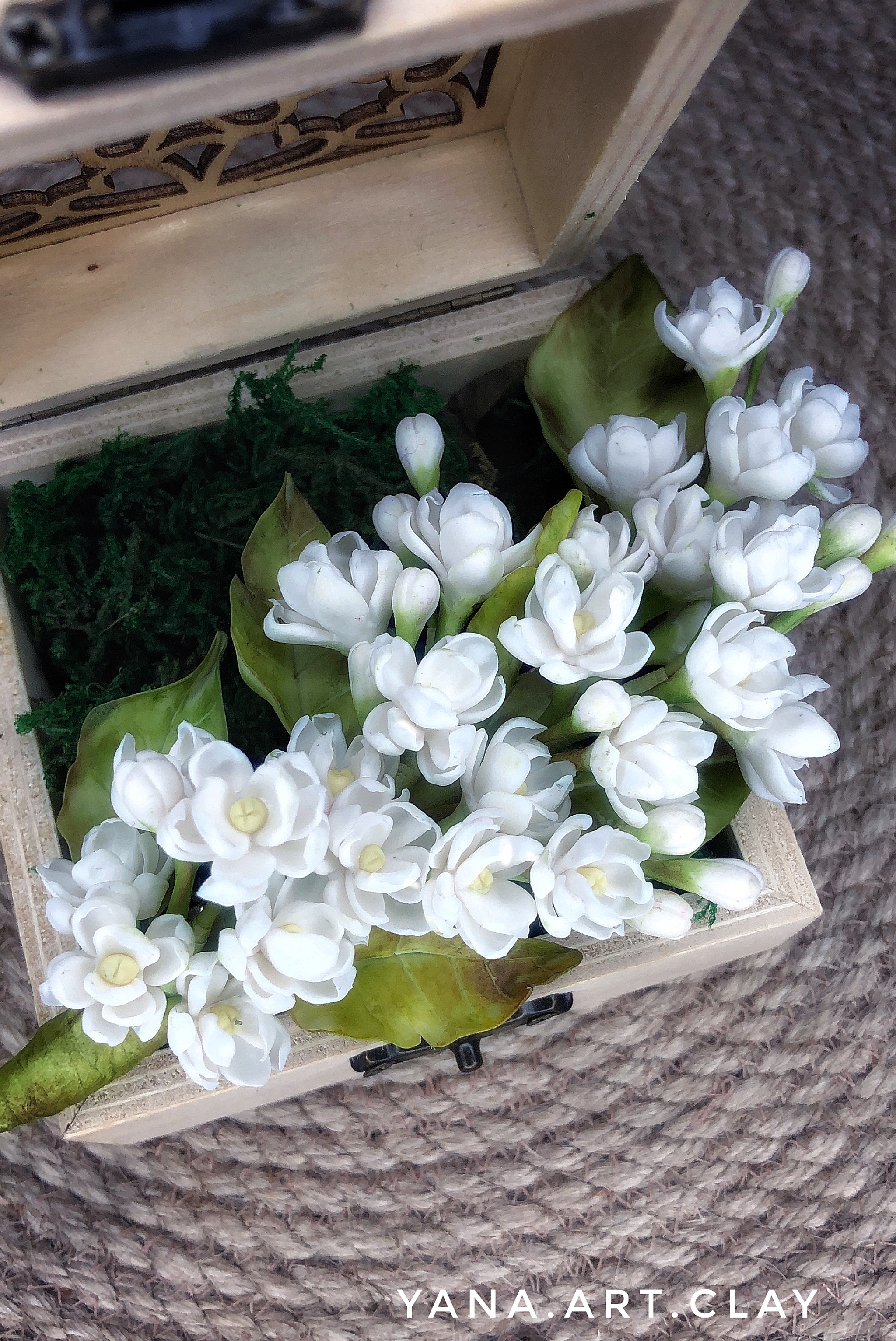 Hairpin with white lilac - My, Handmade, Cold porcelain, Decoration, Barrette, Longpost, Needlework without process