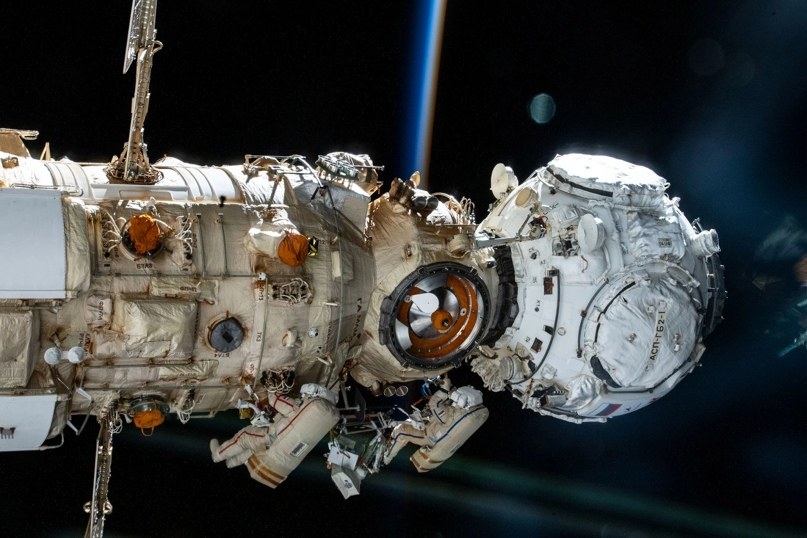 Astronauts have completed a spacewalk to activate the space station's European robotic arm. NSF - Cosmonautics, Space, ISS, Esa, Technologies, Longpost