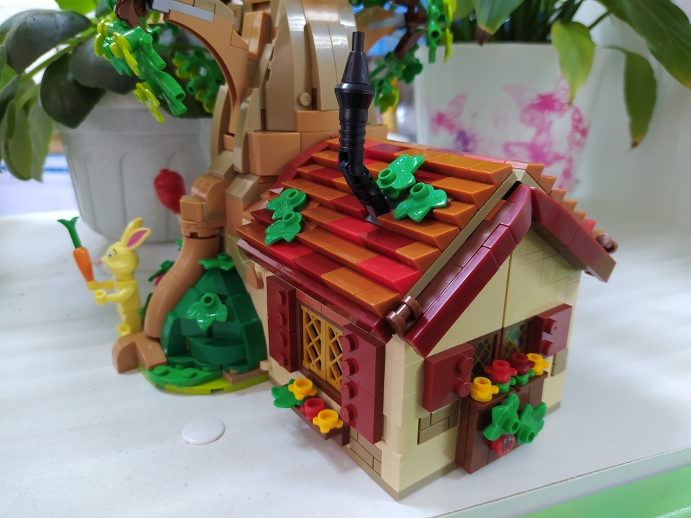 Winnie the Pooh, Piglet, Rabbit, Tiger, Ia and Lion-King Bees - My, Hobby, Toys, Lego, Constructor, Analogue, Enthusiasm, Winnie the Pooh, Piglet, Tiger, Rabbit, Donkey Eeyore, Bees, House in the woods, Fairy-tale animals, Fairy forest, Chinese goods, Longpost