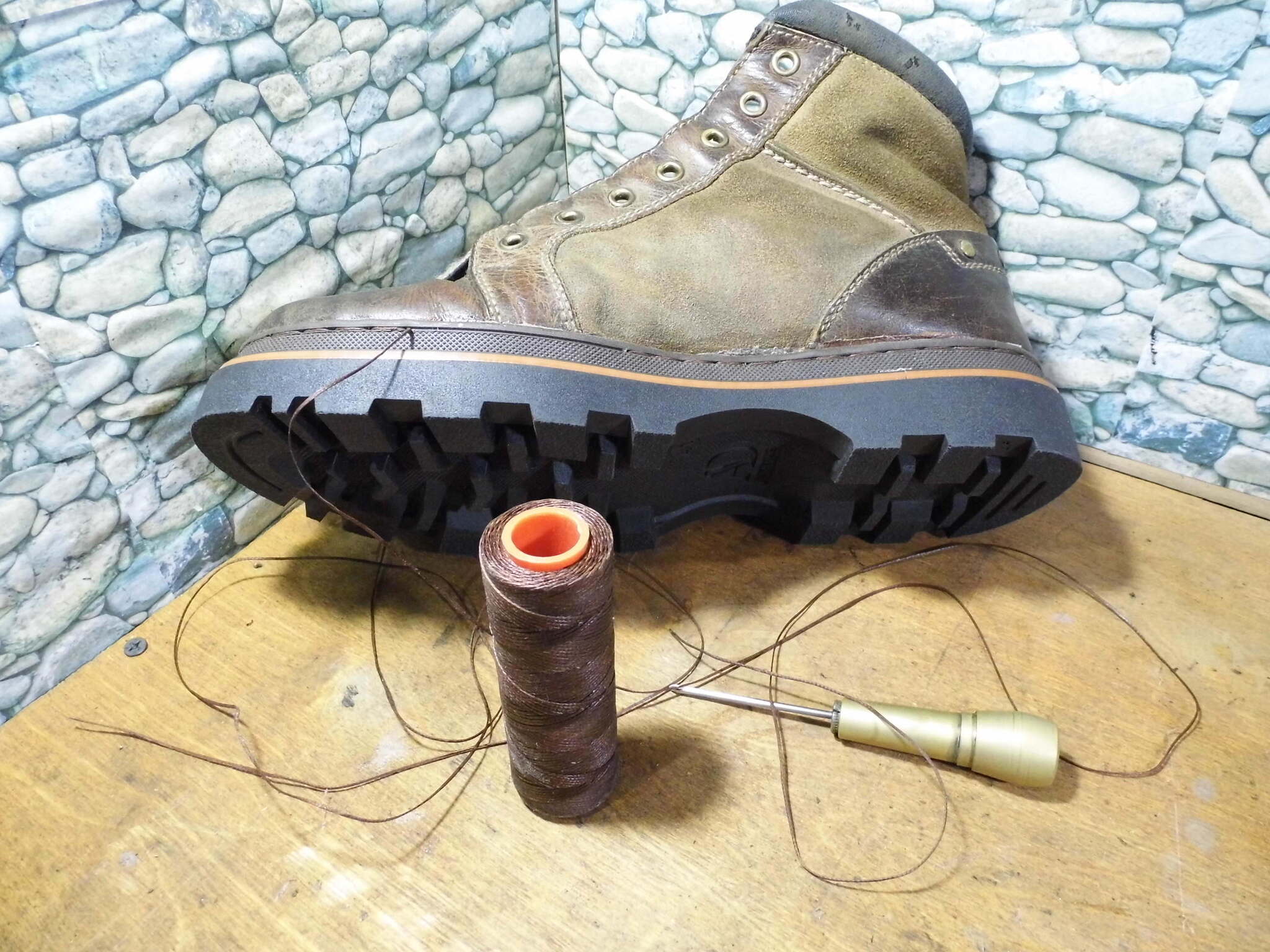 When to replace the sole is easier and more effective - My, Shoe repair, Shoes, Longpost