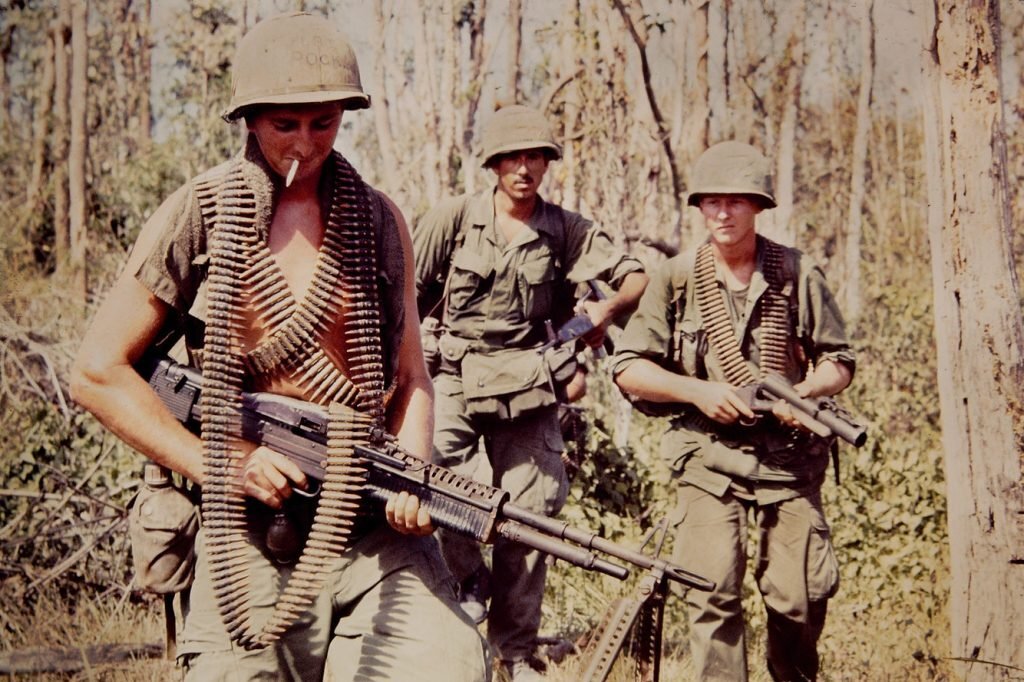 10 Crazy Facts About The Vietnam War - Vietnam war, Facts, Full Metal Jacket, Video, Helicopter, Agent Orange, Informative, Youtube, GIF, Longpost, Repeat