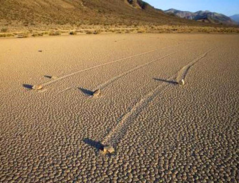 Crawling stones - The photo, Interesting, Amazing, Informative, Unusual, Nature, Facts, Research, A rock, Around the world, Scientists, Sciencepro, Longpost