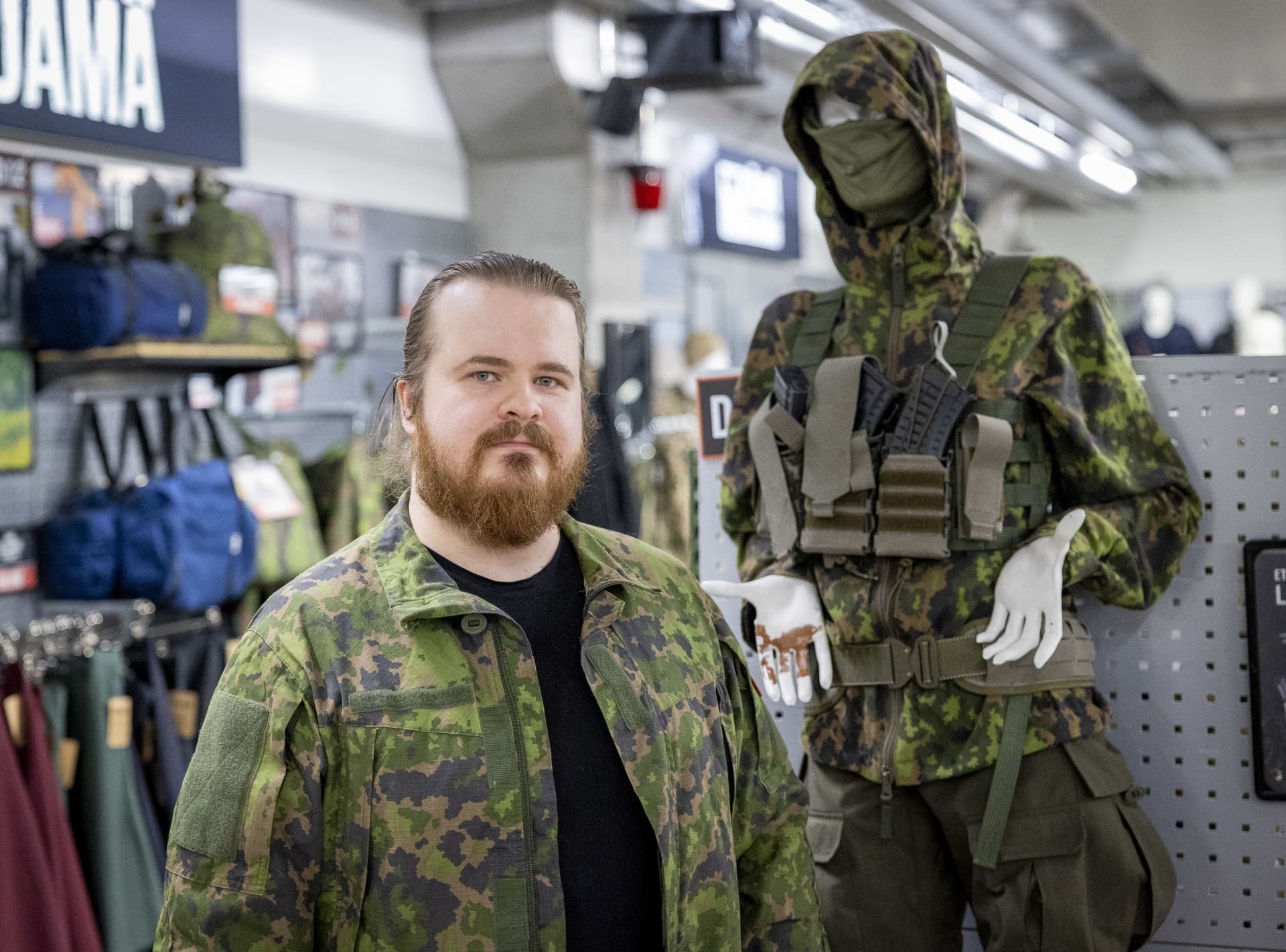 Finns stock up for every fire case: they buy camping equipment and field suits - Finland, news, Purchase, Politics