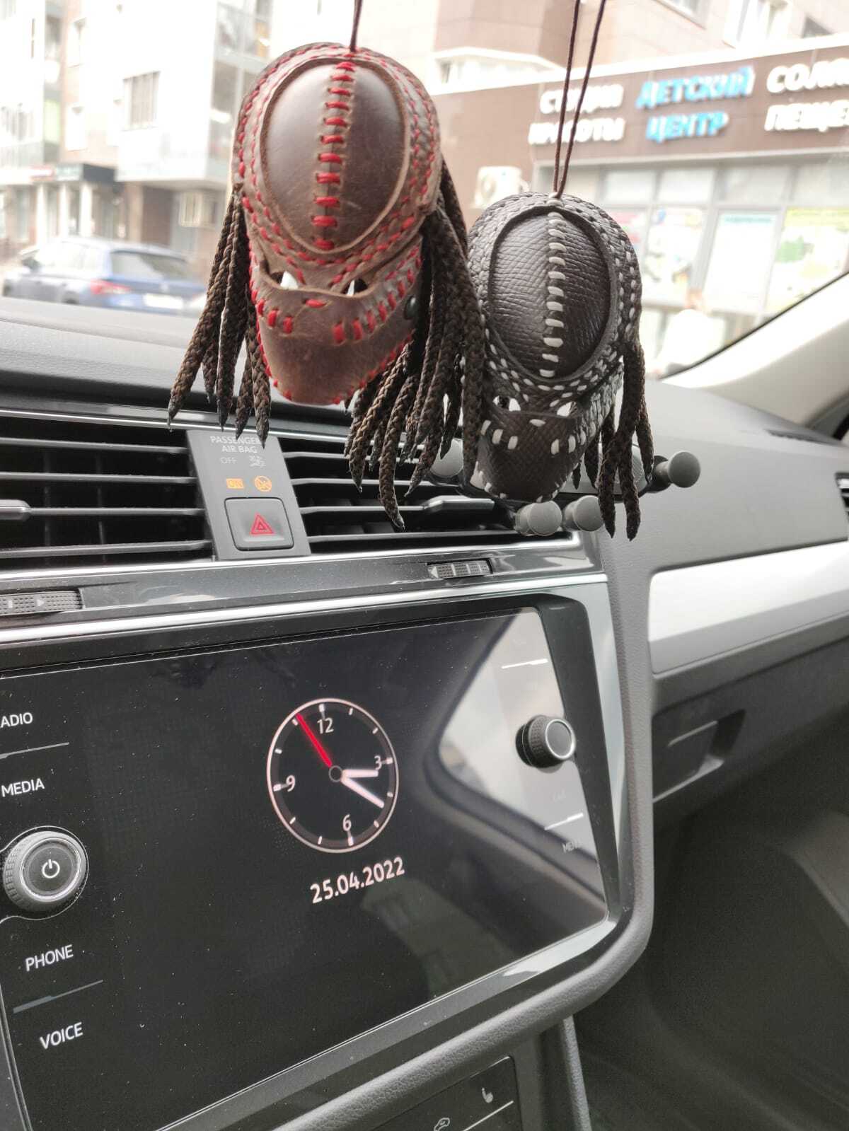 Predator sequel - Leather, With your own hands, Longpost