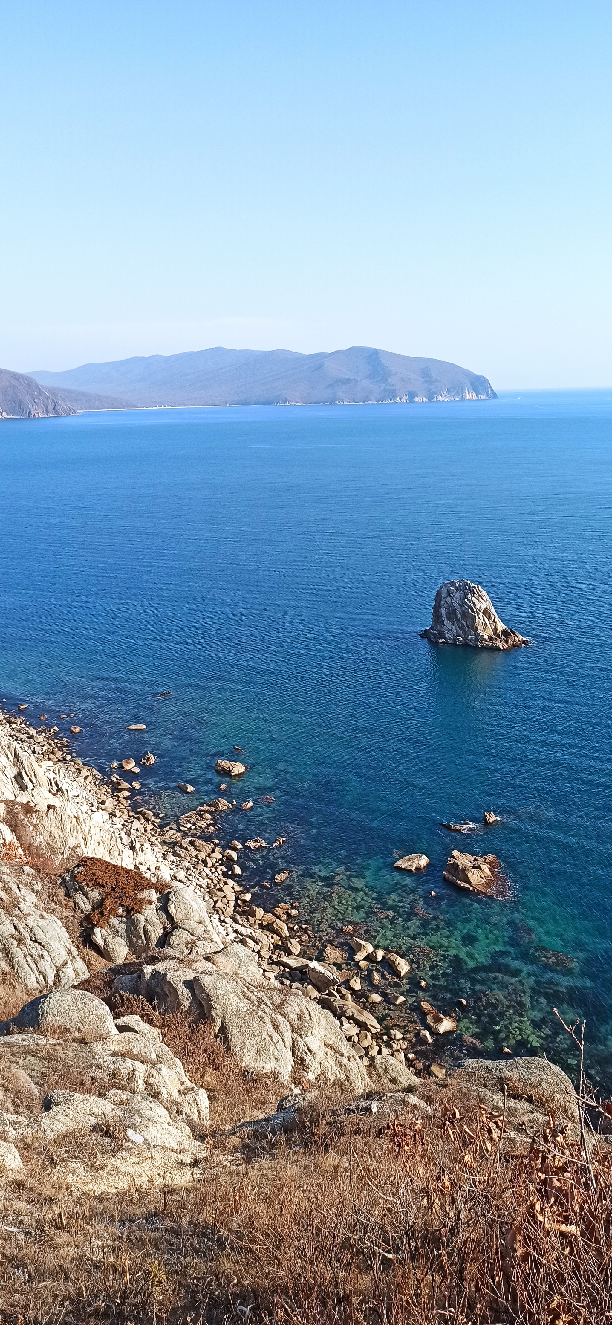 Primorsky Krai, Cape Laplace - My, Primorsky Krai, Дальний Восток, Sea, Rhododendron, Travels, The rocks, Longpost, beauty of nature