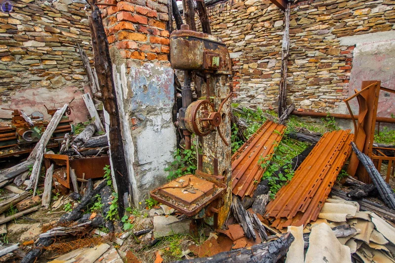 Rusty equipment abandoned in the Arctic, missiles and mock-ups of launchers in the former military town of the 2nd division of the 616th OBRP - Kildin Island, Abandoned, Military equipment, Yandex Zen, Longpost