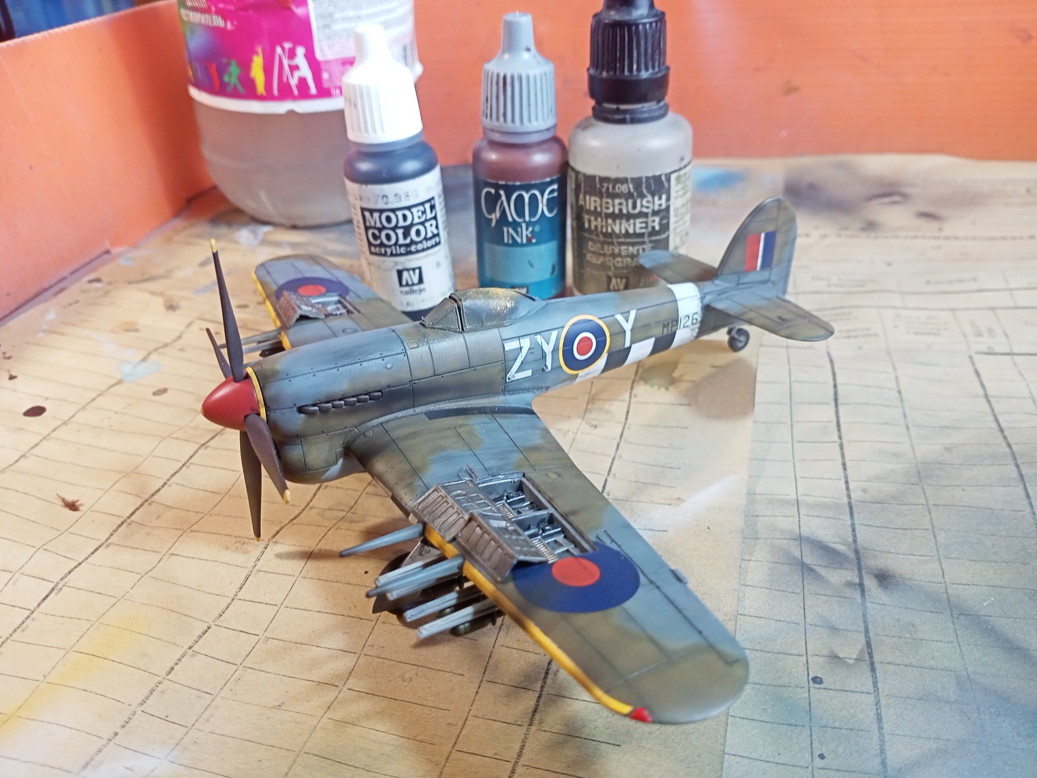 Hawker Typhoon IB (1/72 Airfix). Заметки по сборке - Моё, Стендовый моделизм, Моделизм, Масштабная модель, Хобби, Миниатюра, Покраска миниатюр, Своими руками, Рукоделие с процессом, Рукоделие, Авиация, Вторая мировая война, Самолет, Сборная модель, Сборка, Аэрография, Обзор, Истребитель, Англия, Великобритания, Тайфун, Длиннопост