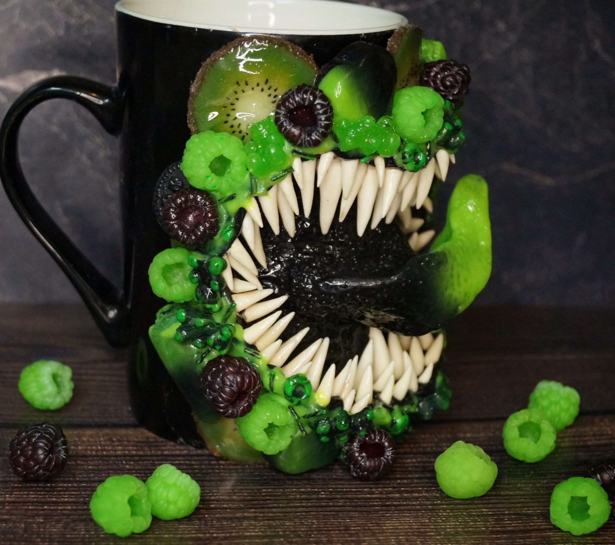 Daring handmade toothy neon mug - My, Needlework without process, Polymer clay, Presents, Neon, Cool, Exclusive, Berries, Фрукты, Handmade, Realism, Creation, Art, Modern Art, Rock, Longpost