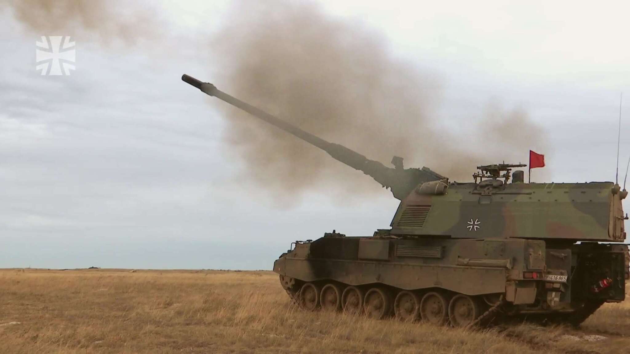 Germany will send 100 Panzerhaubitze 2000 howitzers to Ukraine. What kind of howitzers are they? - My, Weapon, The science, Army, Technics, Education, Armament, Artillery, Gunners, Story, Politics, History of weapons, Military equipment, Military history, Geography, Sweden, Military technologies, Germany, Longpost