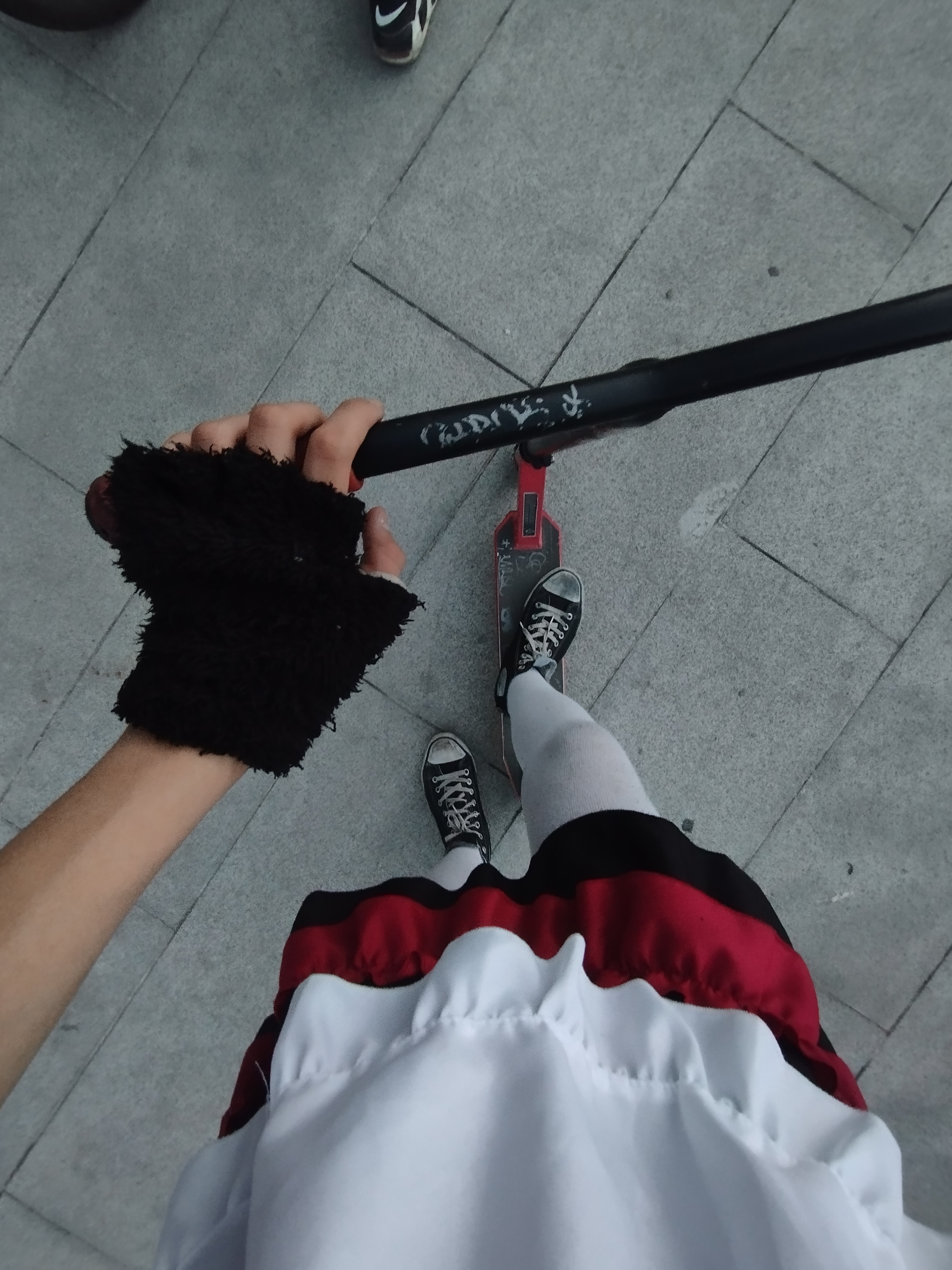 Maid gives away style on the street - My, Its a trap!, Trap IRL, Trap my, Muscmuscmusc, Femboy, Kick scooter, Video, Vertical video, Longpost