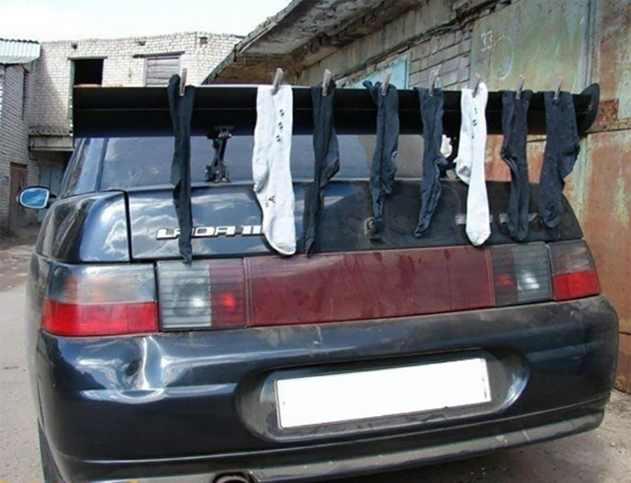 So that's why they put a spoiler on Lada - Auto, Lada, Socks