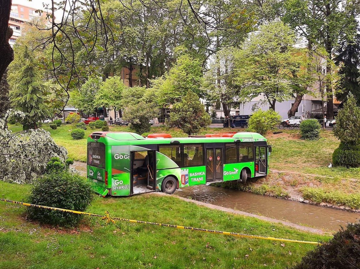 The Strangest Accident in a Century - Picture with text, Tirana, Albania, Crash, Pedestrian bridge, Bus