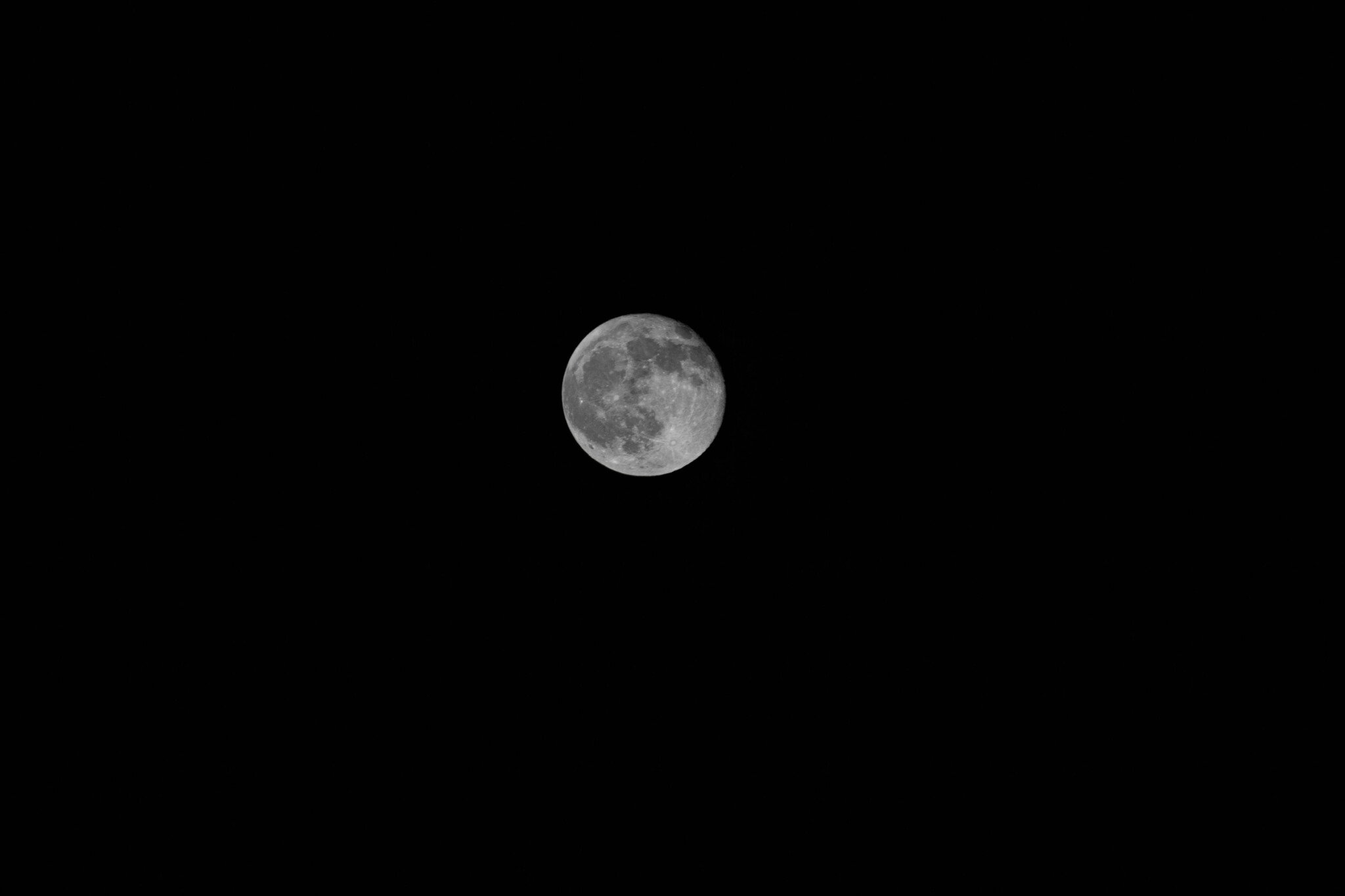 moon - My, Astrophoto, I want criticism, Canon, moon, Beginning photographer, The photo, Street photography