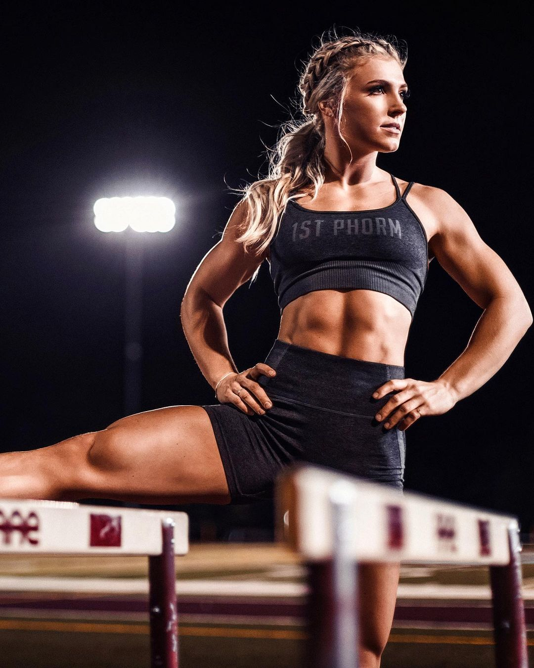 Claire P. Thomas - Claire P Thomas, Strong girl, Girls, The photo, Sports girls, Bodybuilders, Video, Longpost, beauty, Fitness, Fitonyashka, Workout, Vertical video, Youtube