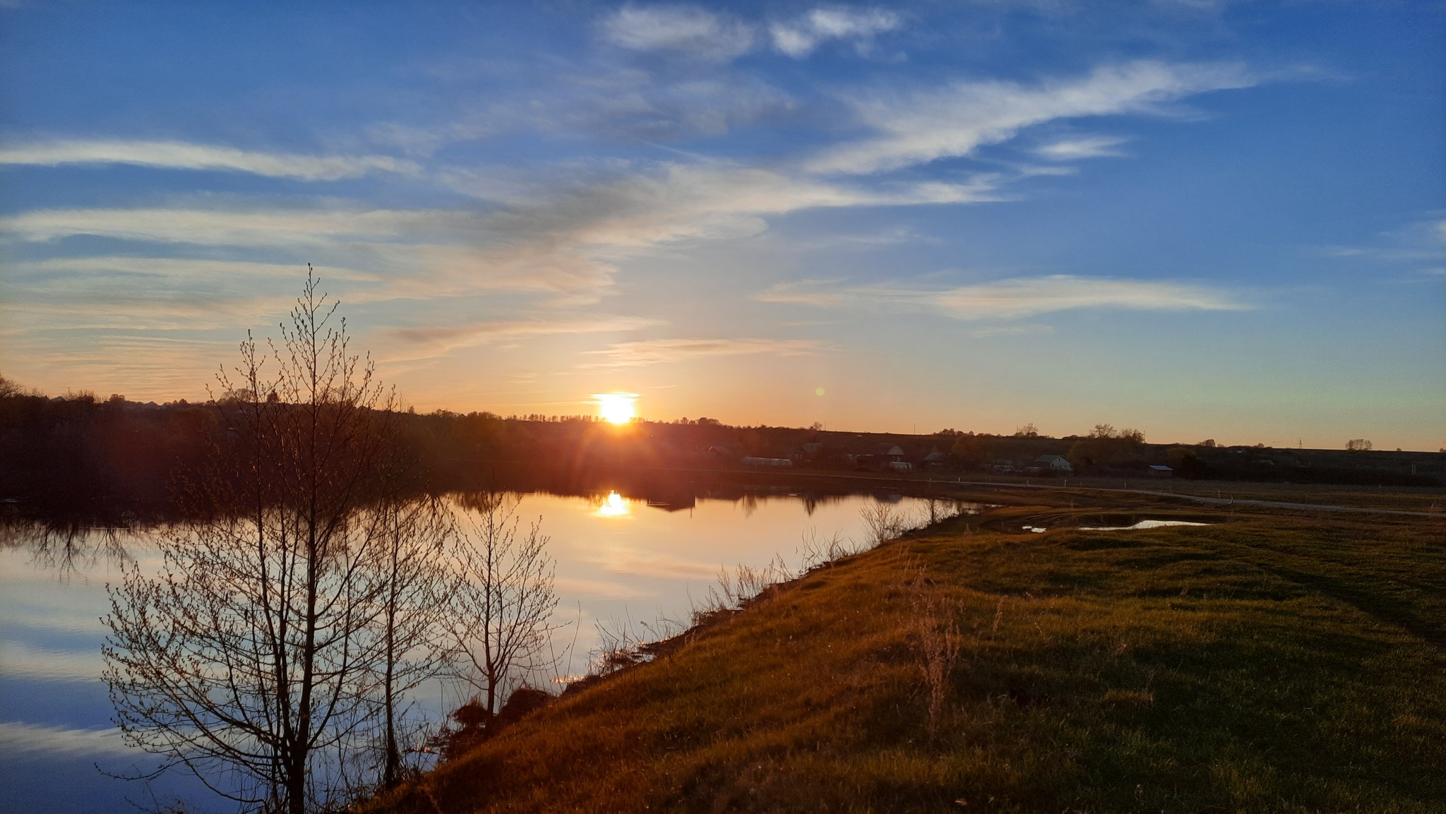 Sunset Sun - My, Sunset, The sun, Mobile photography, River, Krasnoslobodsk