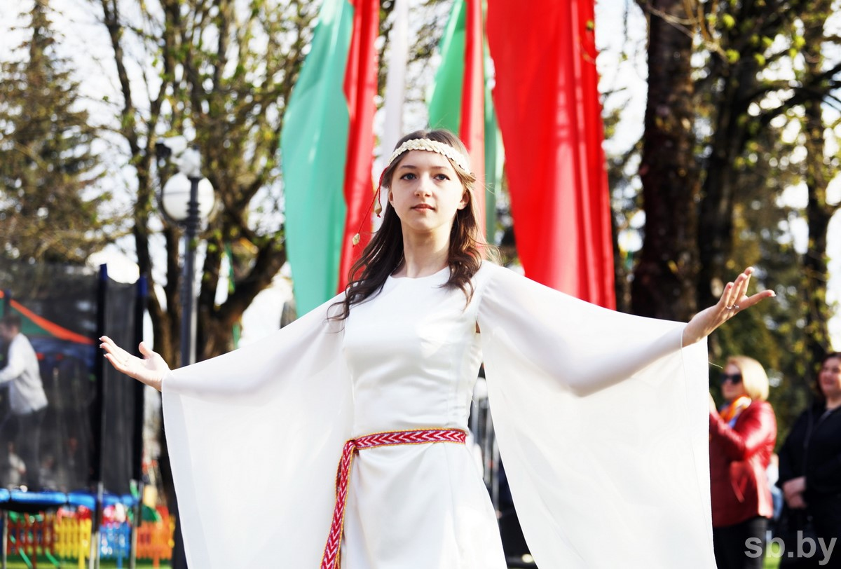 Photos. The traditional opening of the city fountain took place in Shchuchyn - Republic of Belarus, Musicians, Shchuchyn, Folk art, Fountain, Opening, news, The photo, Longpost