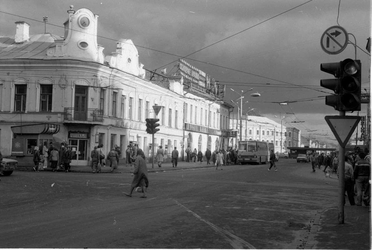 Казань в 1980-е была городом контрастов! Но это не только про город... - Моё, Казань, Прошлое, Ностальгия, История СССР, История России, СССР, 80-е, Сделано в СССР, Ленин, Ретро, Феномен, Группировки, Кризис, Криминал, Длиннопост