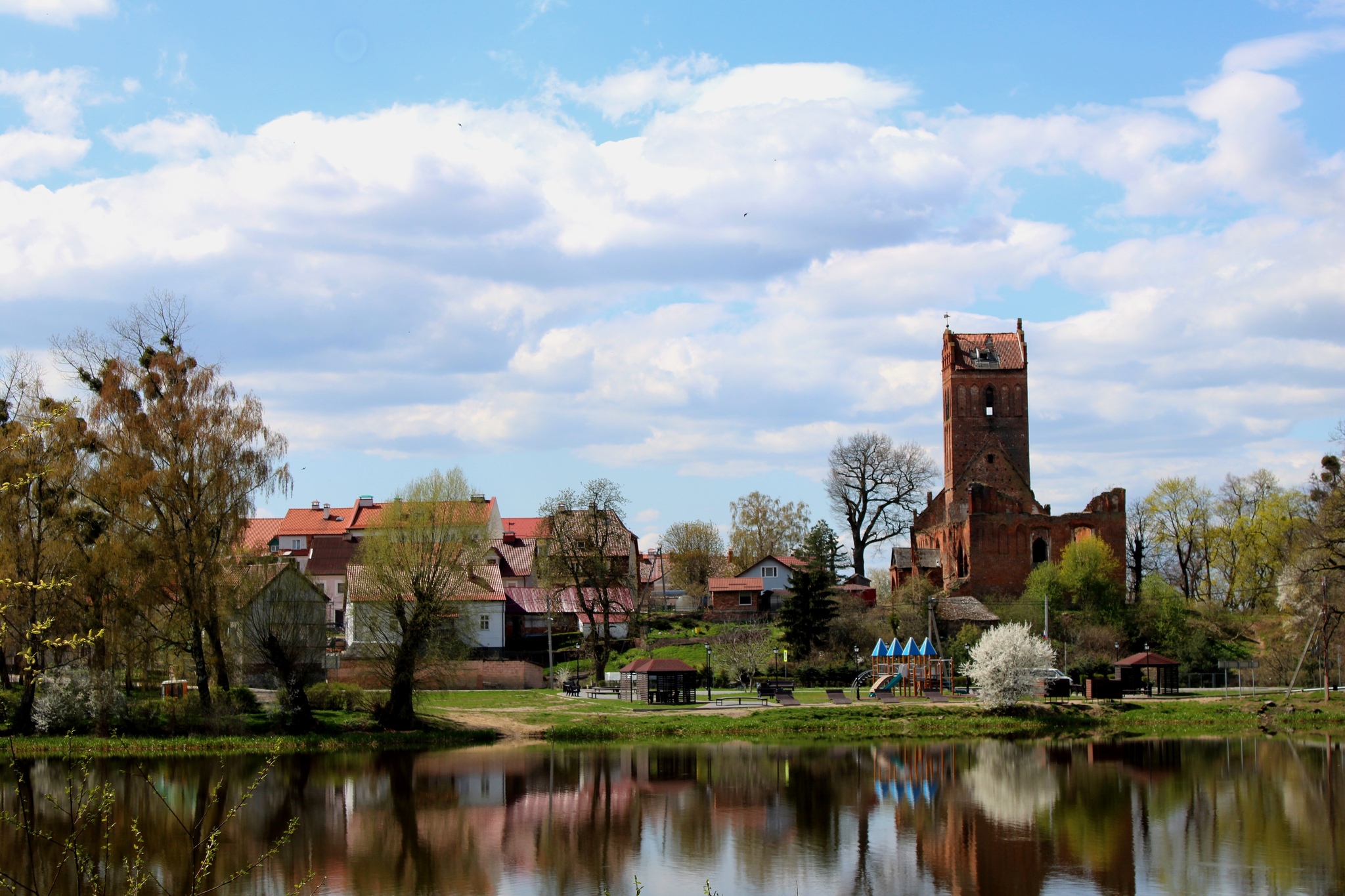 Storks settled in Gerdauen's church. Kaliningrad - My, The photo, Tourism, Travel across Russia, Kaliningrad, Zheleznodorozhny city, Church, Stork, Longpost