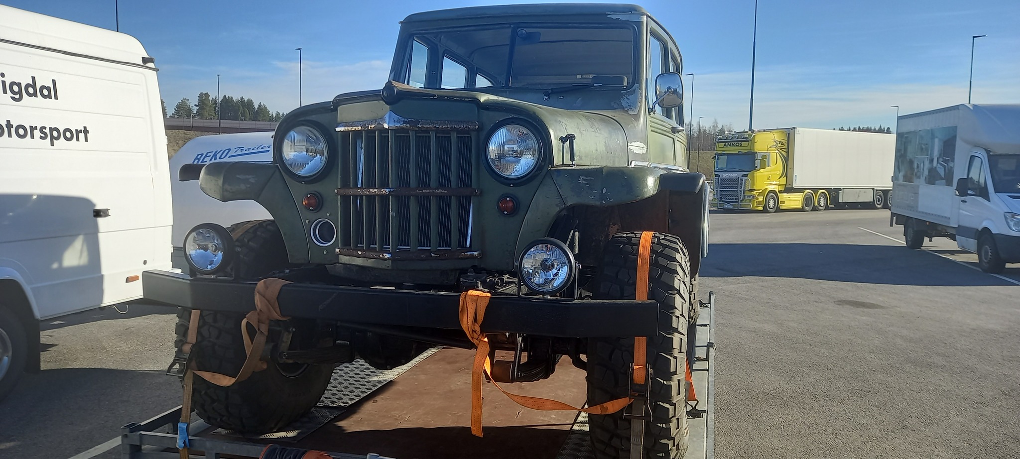 Another unknown who and what is the name - Auto, Retro car, Frame Jeep, Video