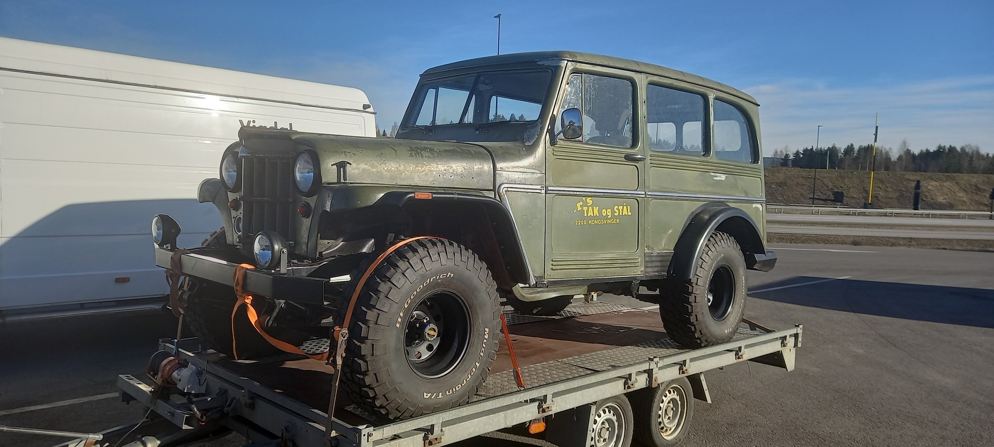 Another unknown who and what is the name - Auto, Retro car, Frame Jeep, Video