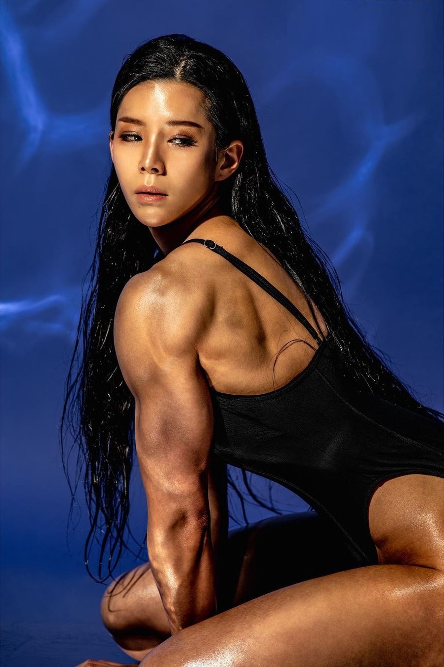 Ha Yeun Kim - Girls, Sports girls, Bodybuilders, Fitonyashka, Strong girl, Fitness Bikini, Fitness, The photo, Asian, Korean women, Video, Vertical video, Longpost, 