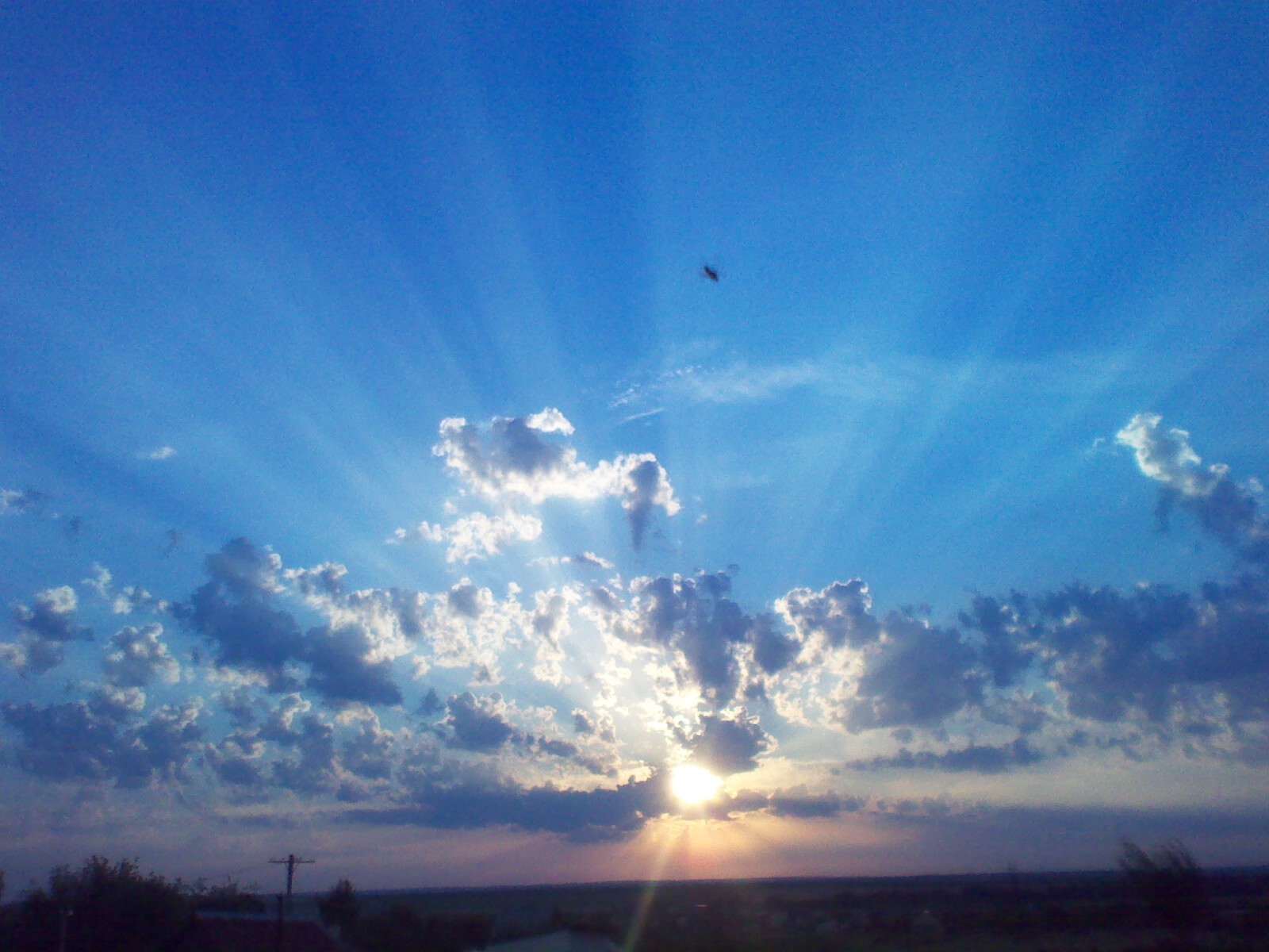 Something from the past - My, The photo, Saratov, Clouds, Sun rays, Mobile photography